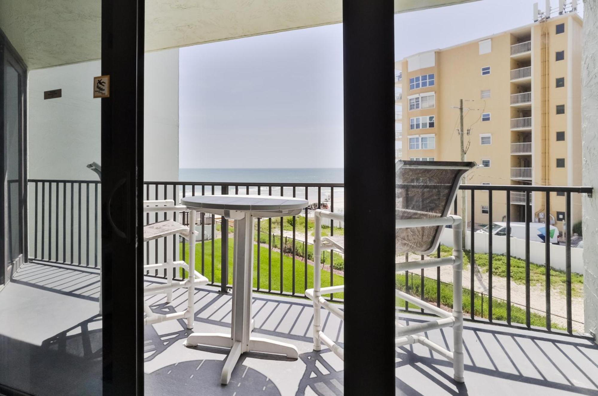 1 Bedroom -1 Bath With Ocean Views At Ocean Trillium 302 New Smyrna Beach Buitenkant foto