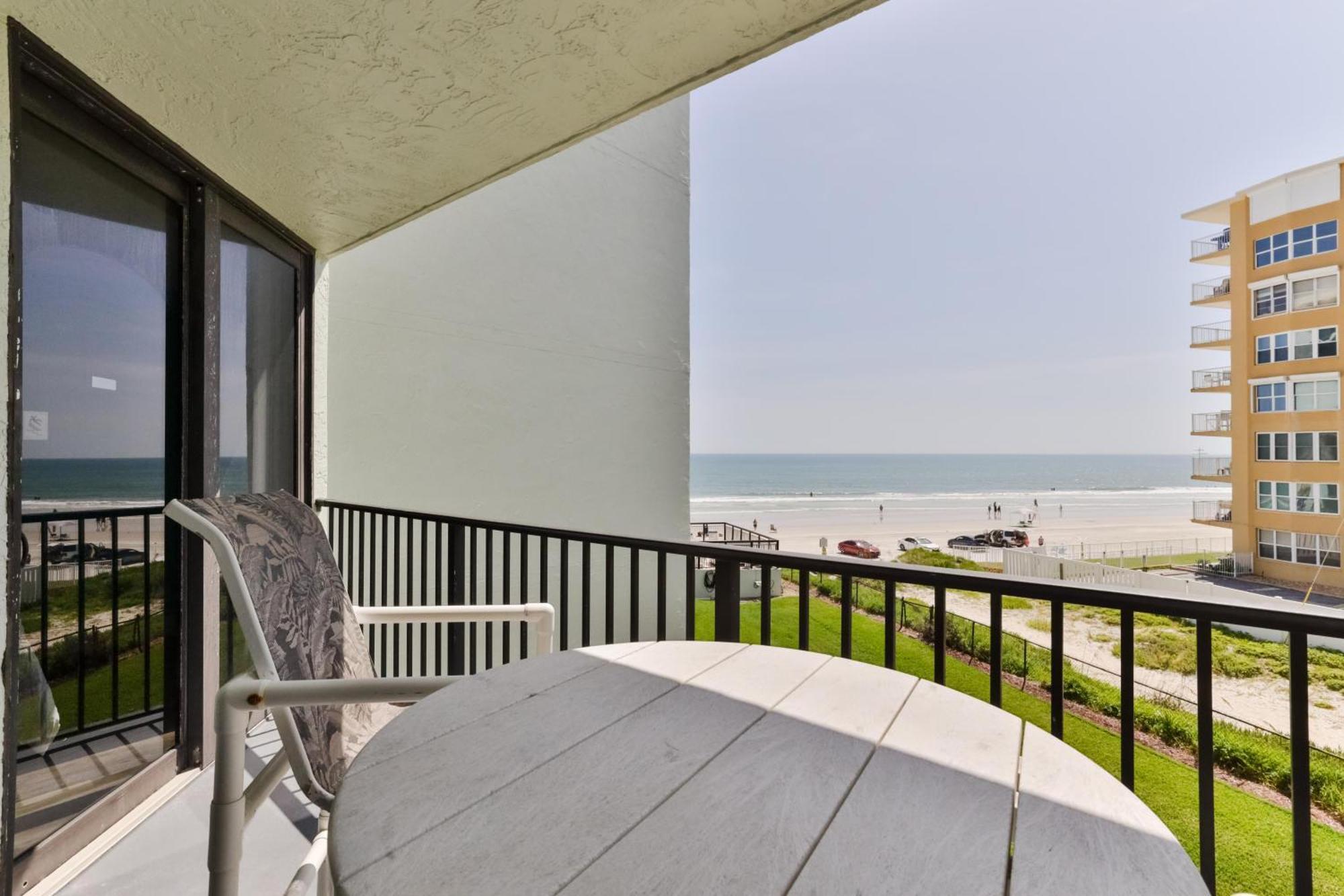 1 Bedroom -1 Bath With Ocean Views At Ocean Trillium 302 New Smyrna Beach Buitenkant foto